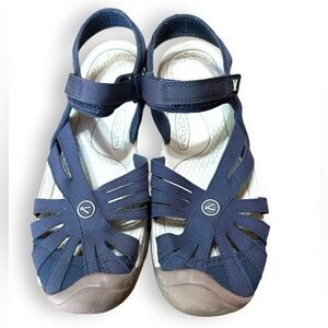 KEEN Rose Sandals Navy Blue Women’s Sz 9.5 Walking Stability Camping Hiking BOHO